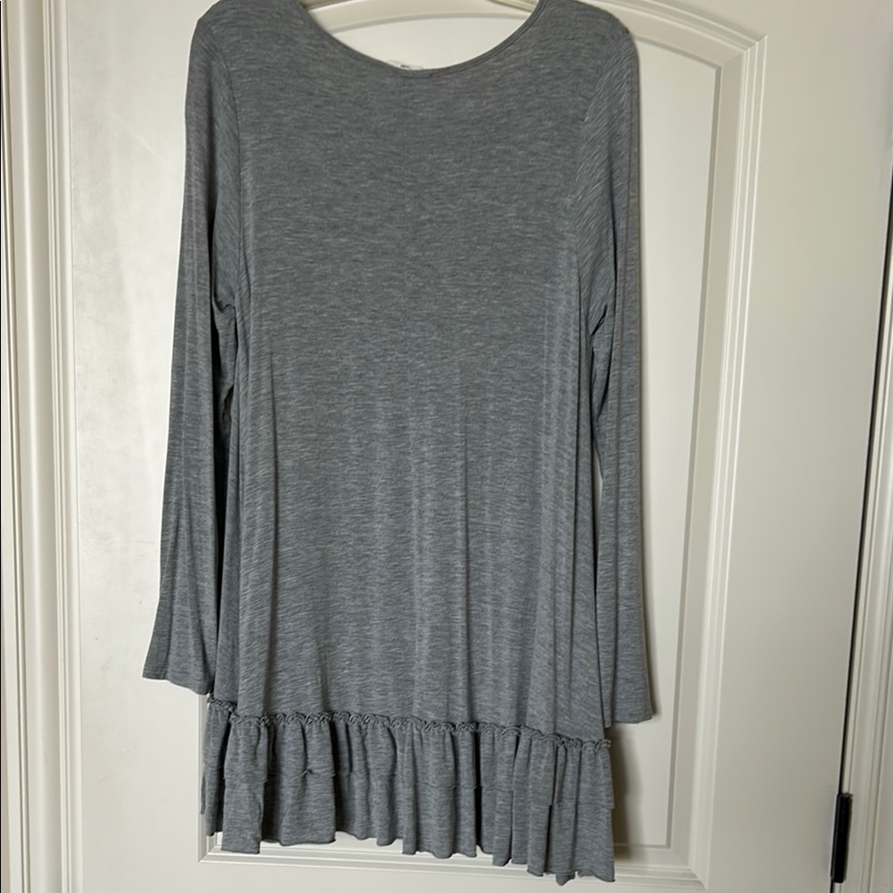Gray Long Sleeve Ruffle Hem Top - Picture 4 of 6